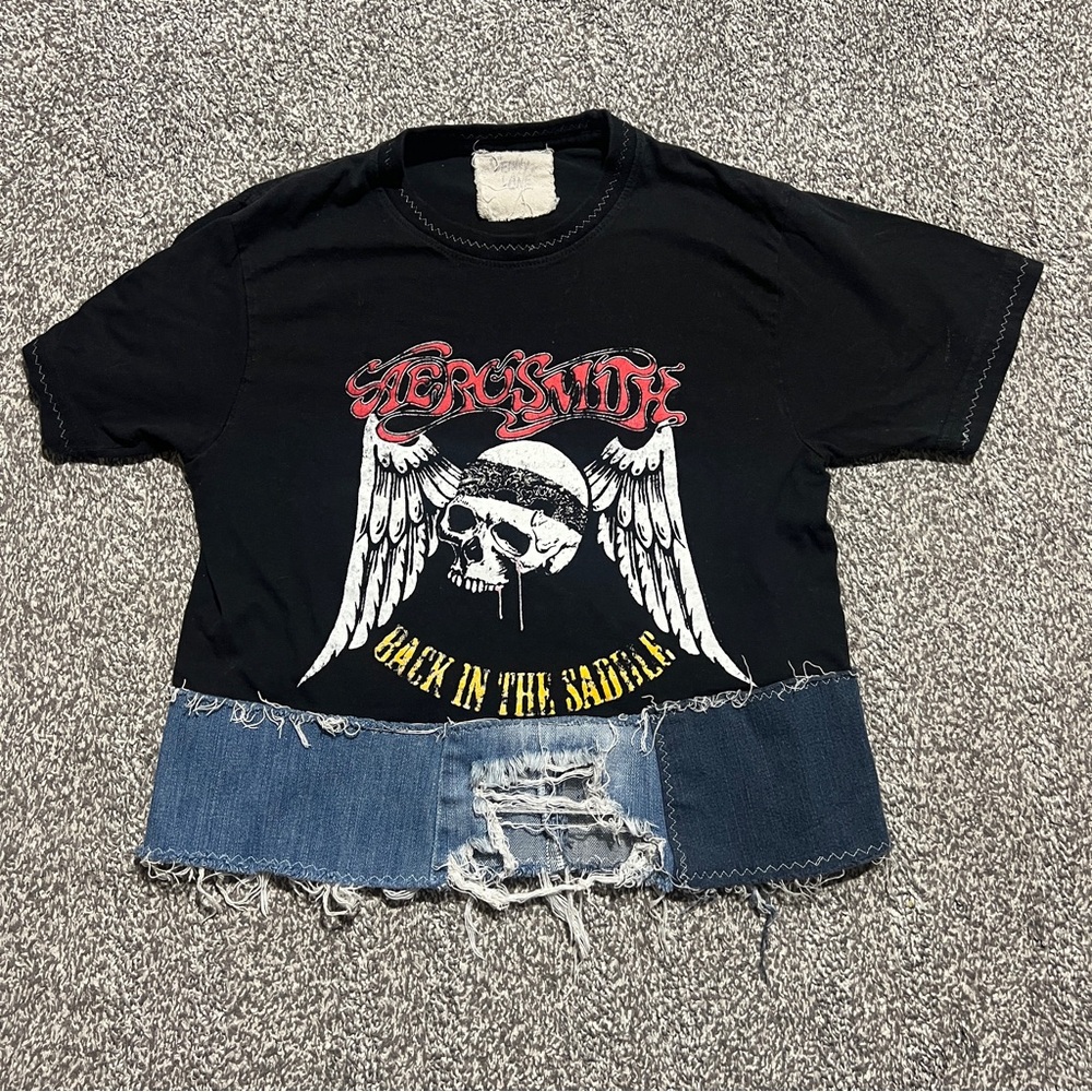 Unique Aerosmith Black Graphic Crop Top with Denim Hem